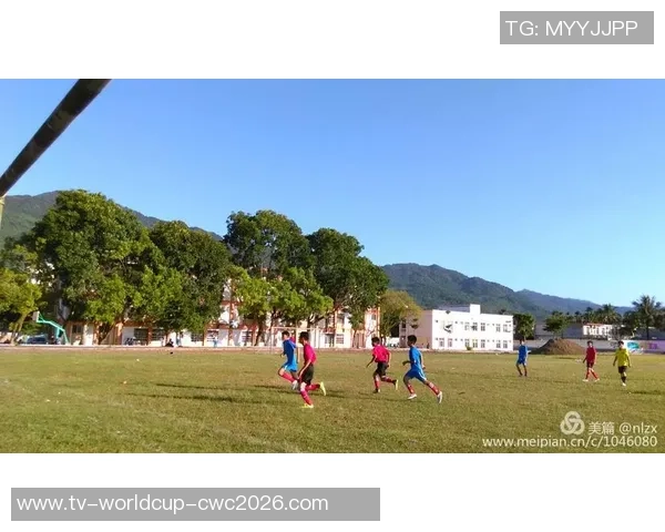 江南大学足球队奋勇拼搏展现青春风采助力校园文化建设与体育精神传承